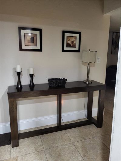 Image No.2-Appartement de 2 chambres à vendre à Saint John