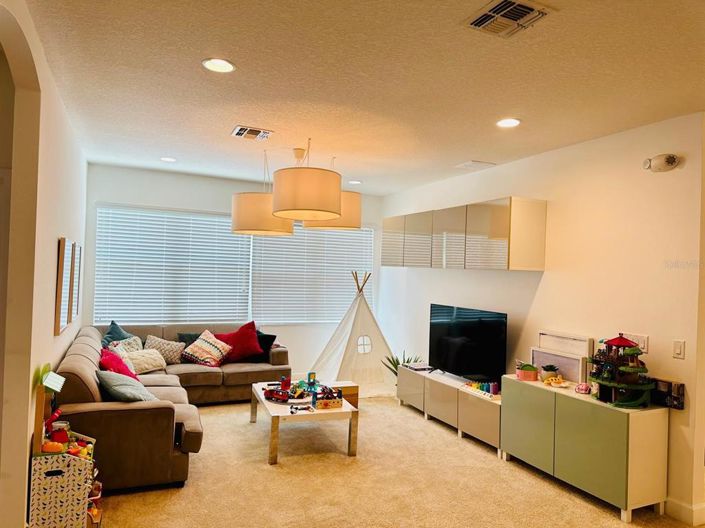 Image No.15-8 Bed House for sale