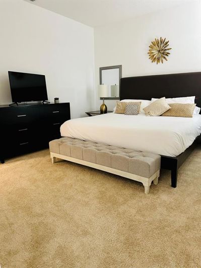 Image No.28-8 Bed House for sale