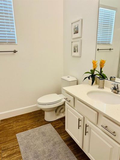 Image No.32-8 Bed House for sale