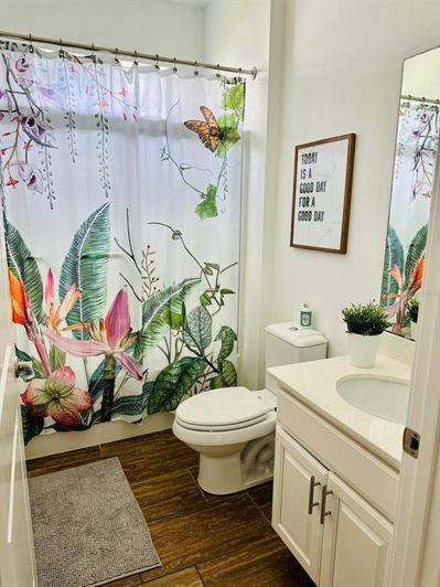 Image No.38-8 Bed House for sale