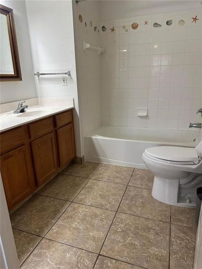 Image No.18-Maison de ville de 4 chambres à vendre à Saint John