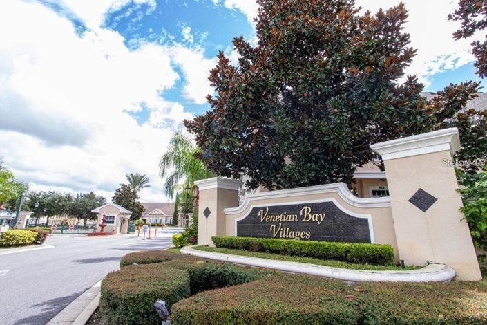 Image No.2-Maison de ville de 4 chambres à vendre à Saint John