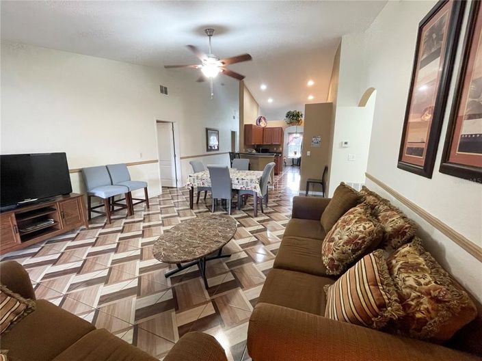 Image No.15-Maison de 4 chambres à vendre à Saint John