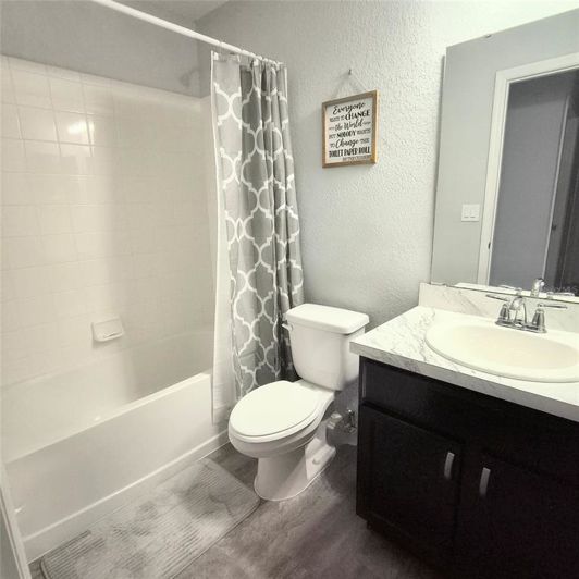 Image No.11-3 Bed House for sale