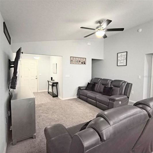 Image No.6-3 Bed House for sale