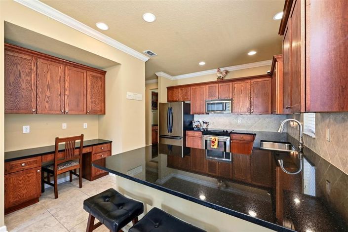 Image No.16-3 Bed House for sale