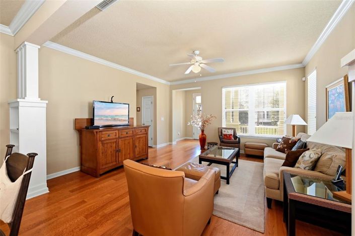 Image No.9-3 Bed House for sale