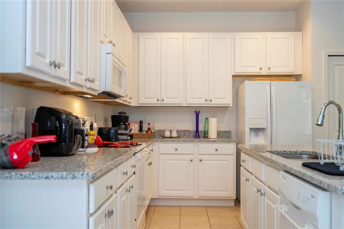 Image No.30-5 Bed House for sale