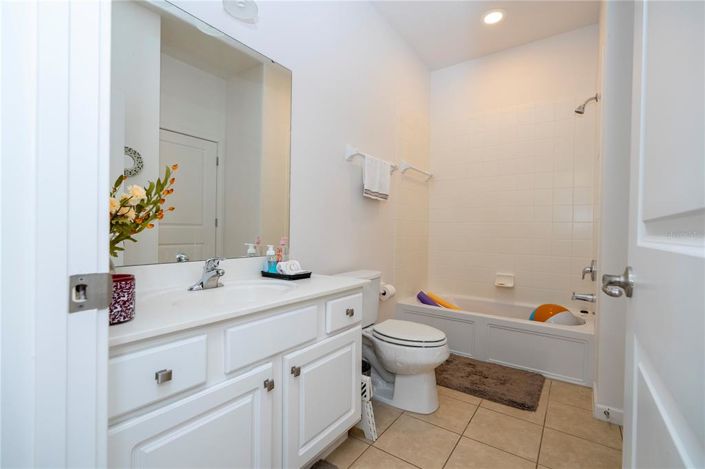 Image No.46-5 Bed House for sale