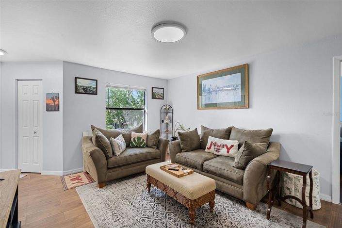 Image No.4-Appartement de 2 chambres à vendre à Saint John