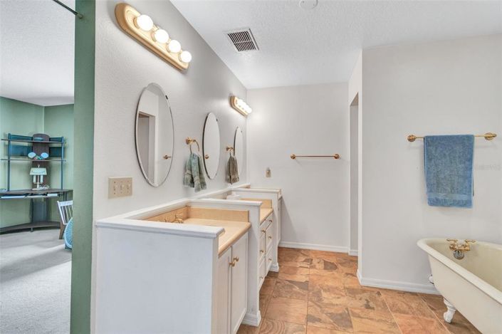 Image No.15-Maison de 4 chambres à vendre à Saint John