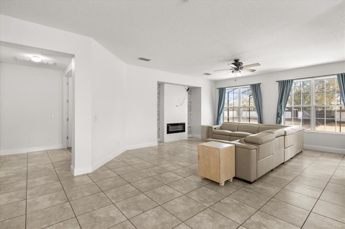 Image No.6-Maison de 6 chambres à vendre à Saint John