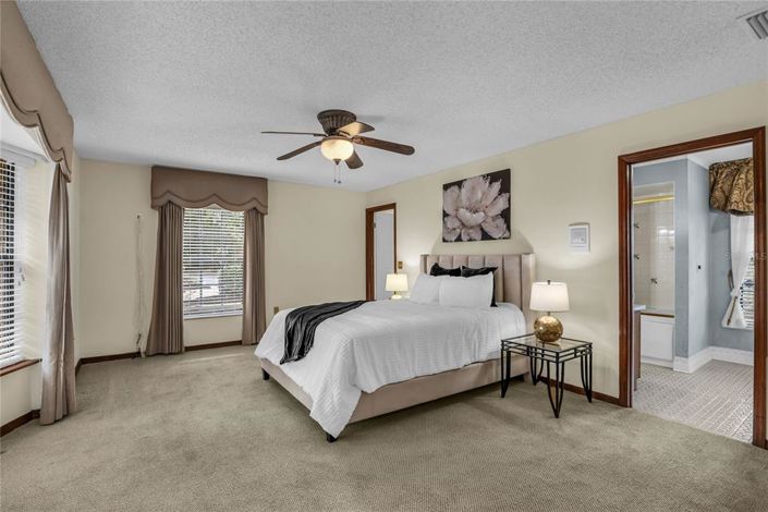 Image No.5-Maison de 4 chambres à vendre à Saint John