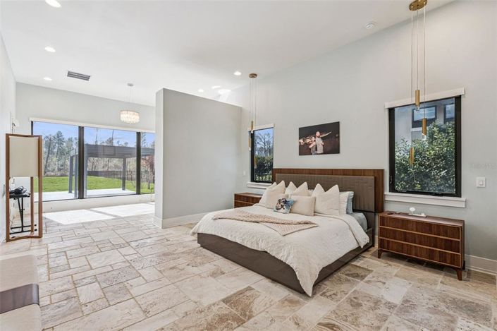 Image No.13-Maison de 4 chambres à vendre à Saint John