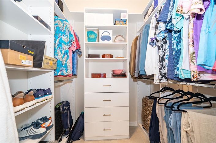 Image No.12-3 Bed House for sale