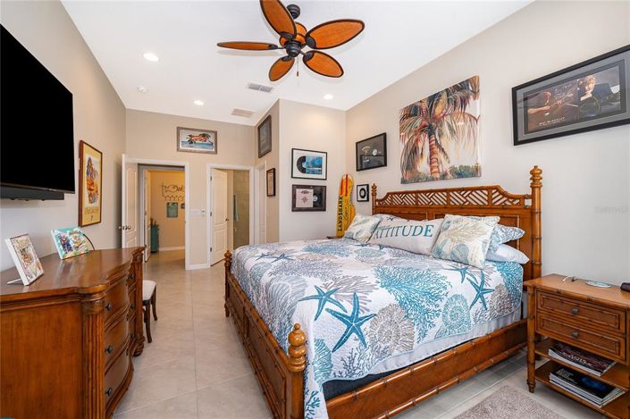 Image No.25-3 Bed House for sale