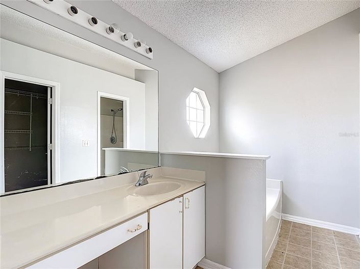 Image No.16-3 Bed House for sale