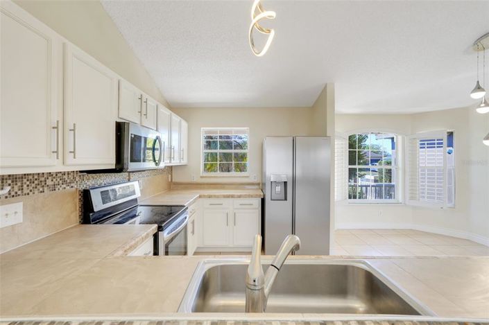 Image No.6-Maison de 4 chambres à vendre à Saint John