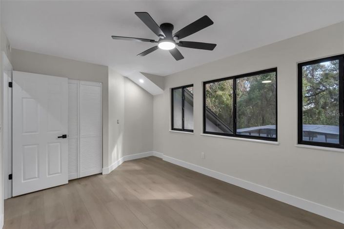 Image No.21-4 Bed House for sale