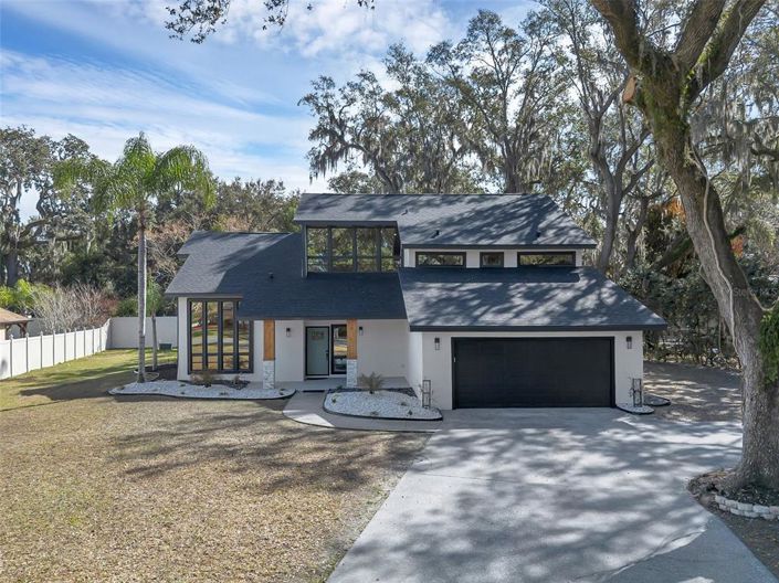 Image No.34-4 Bed House for sale