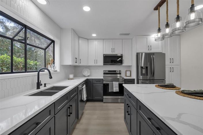 Image No.5-4 Bed House for sale