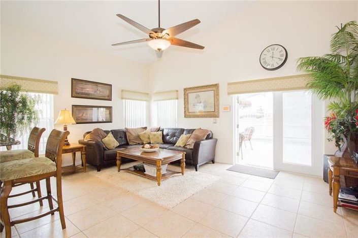 Image No.8-Maison de 5 chambres à vendre à Saint John