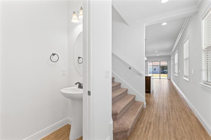 Image No.13-5 Bed House for sale