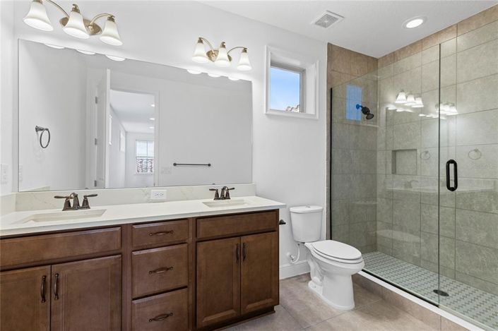 Image No.18-5 Bed House for sale