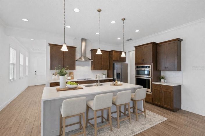 Image No.2-5 Bed House for sale