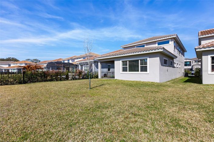 Image No.26-5 Bed House for sale