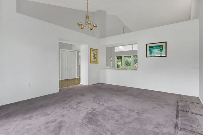 Image No.19-4 Bed House for sale