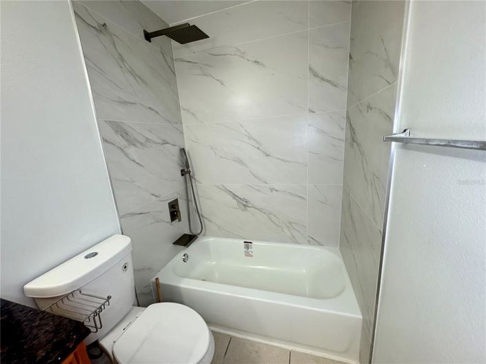 Image No.11-Appartement de 2 chambres à vendre à Saint John