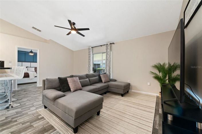 Image No.21-Maison de ville de 3 chambres à vendre à Saint John