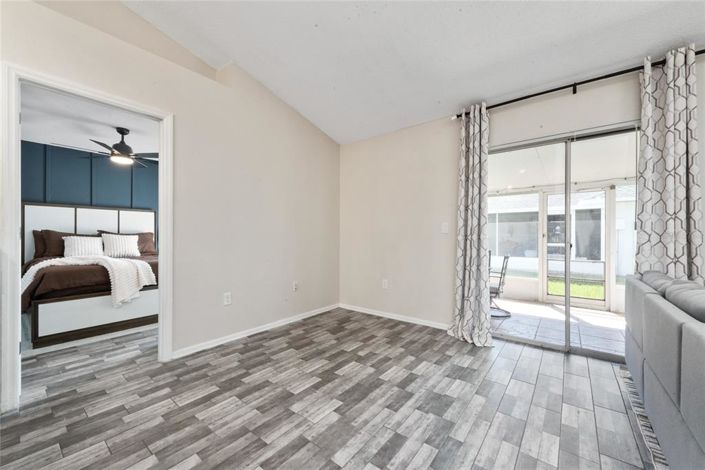 Image No.24-Maison de ville de 3 chambres à vendre à Saint John