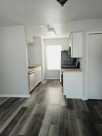 Image No.6-Appartement de 2 chambres à vendre à Saint John