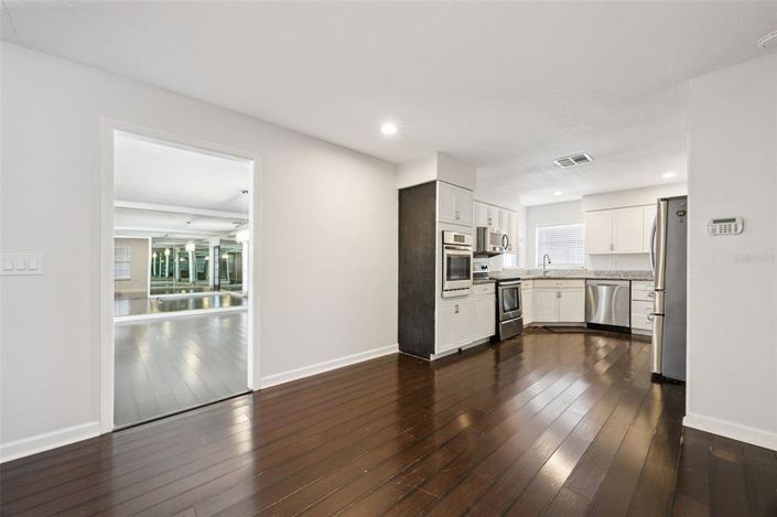 Image No.12-3 Bed House for sale