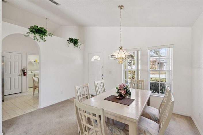 Image No.8-Maison de 4 chambres à vendre à Saint John