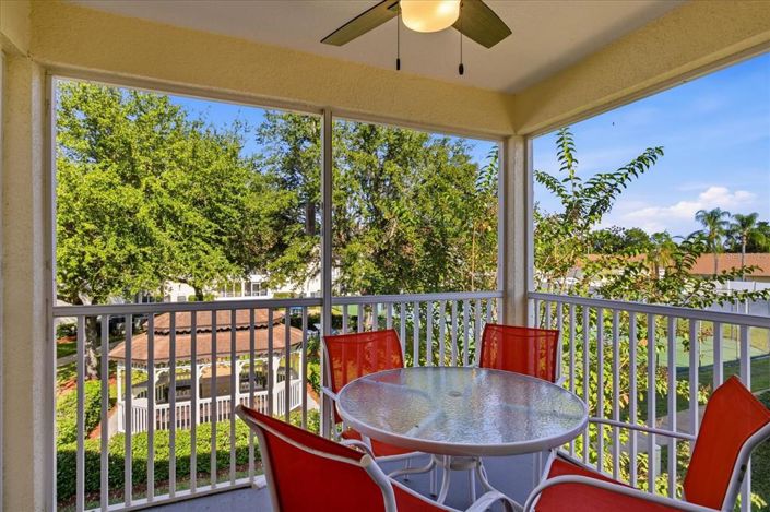 Image No.2-Appartement de 3 chambres à vendre à Saint John