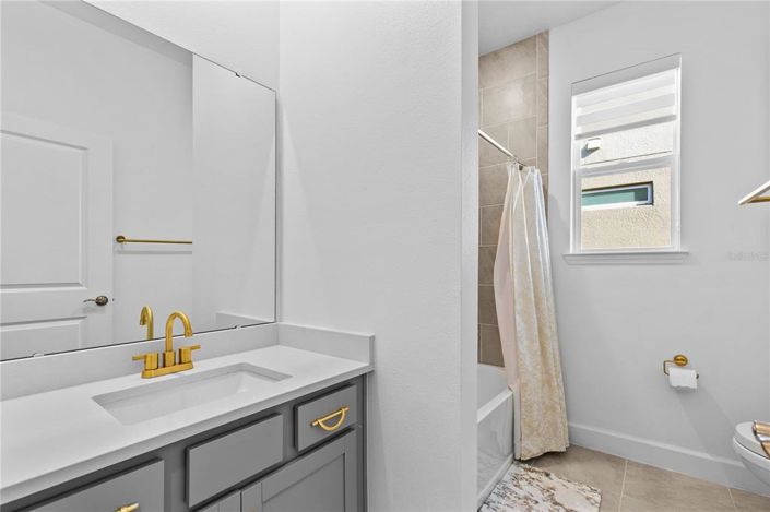 Image No.15-4 Bed House for sale