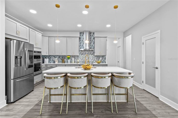 Image No.29-4 Bed House for sale