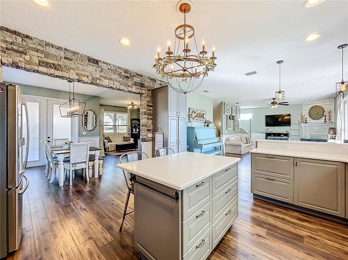 Image No.24-4 Bed House for sale