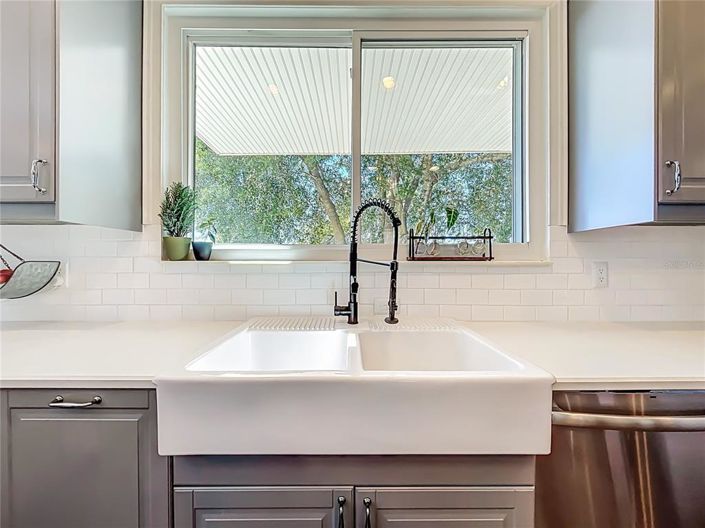 Image No.26-4 Bed House for sale