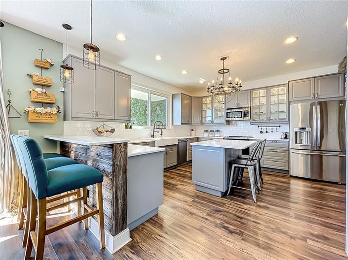 Image No.28-4 Bed House for sale