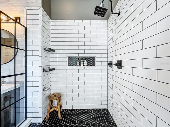 Image No.50-4 Bed House for sale