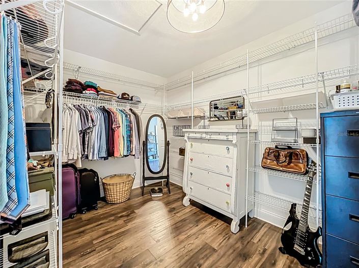 Image No.51-4 Bed House for sale