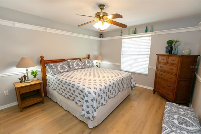 Image No.26-5 Bed House for sale