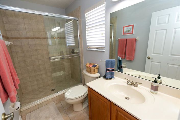 Image No.28-5 Bed House for sale