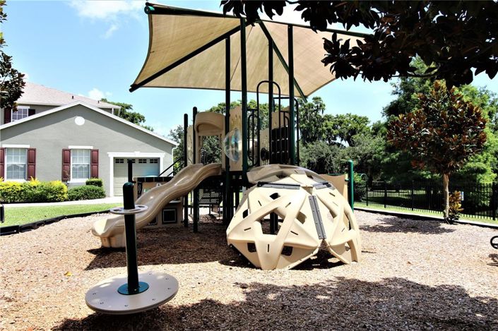 Image No.42-5 Bed House for sale