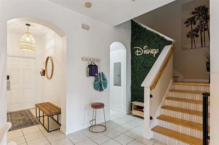 Image No.2-4 Bed Townhouse for sale